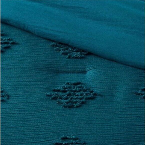 Threshold Tufted Diamond Crinkle Comforter & Sham Set - Picture 3 of 6